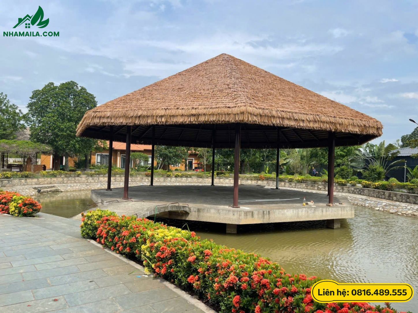 [Thường Tín - Hà Nội] Lợp rơm nhân tạo cho chòi bát giác cực đẳng cấp